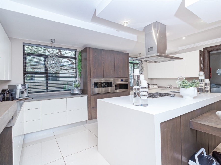 5 Bedroom Property for Sale in Pecanwood Estate North West